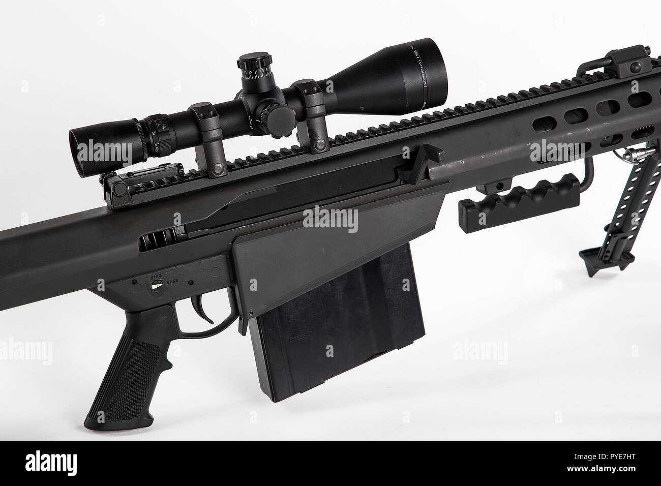 Barrett sniper rifle hi-res stock photography and images - Alamy