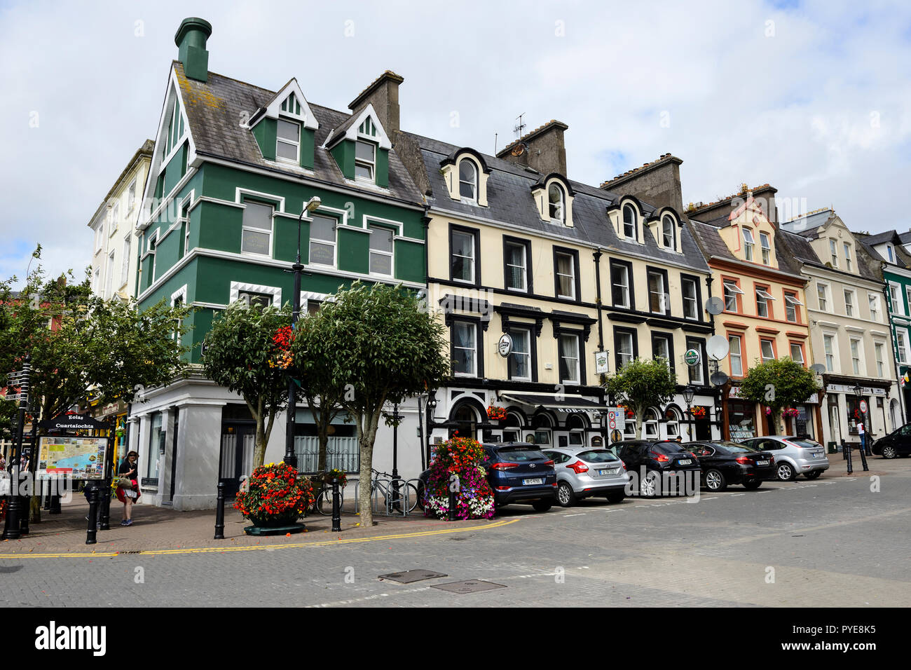 The Rob Roy traditional Irish pub on Pearse Square, Cobh, County Cork, Republic of Ireland Stock Photo