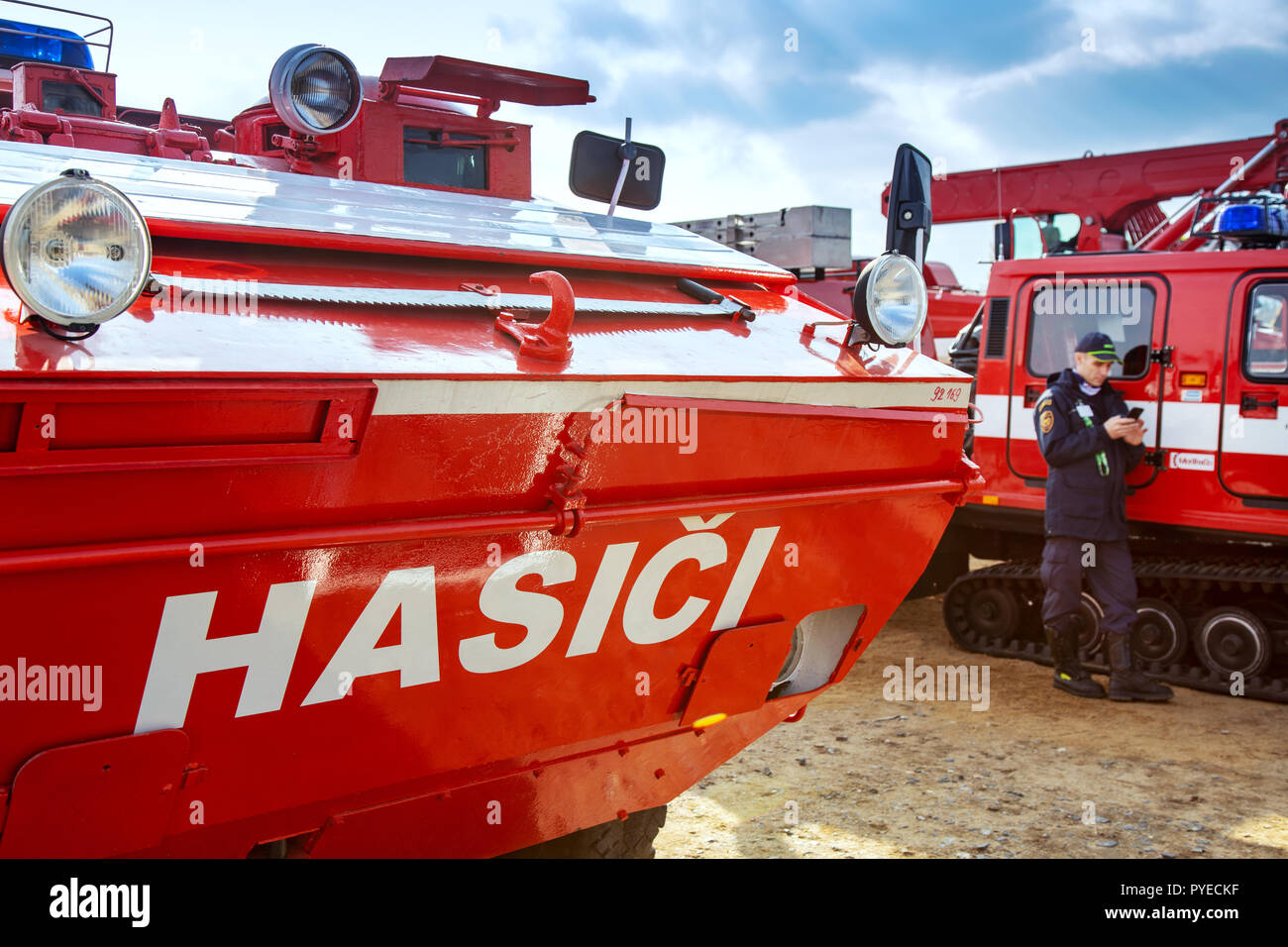 Czech fire brigade car - firefighters - Hasiči ČR / hasičské auto /  integrovaný záchranný systém IZS Stock Photo - Alamy