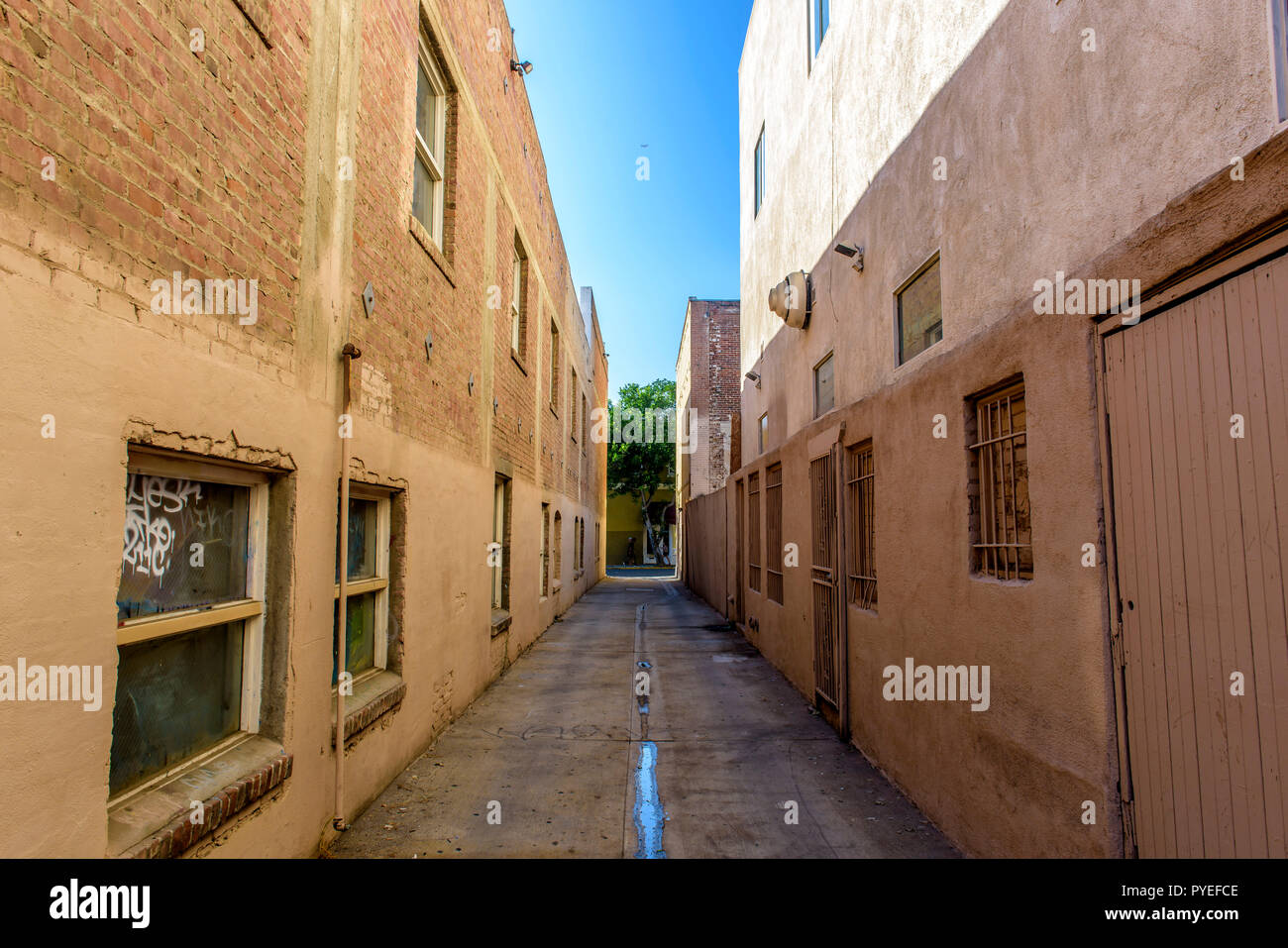 Empty alley in downtown Santa Ana Stock Photo