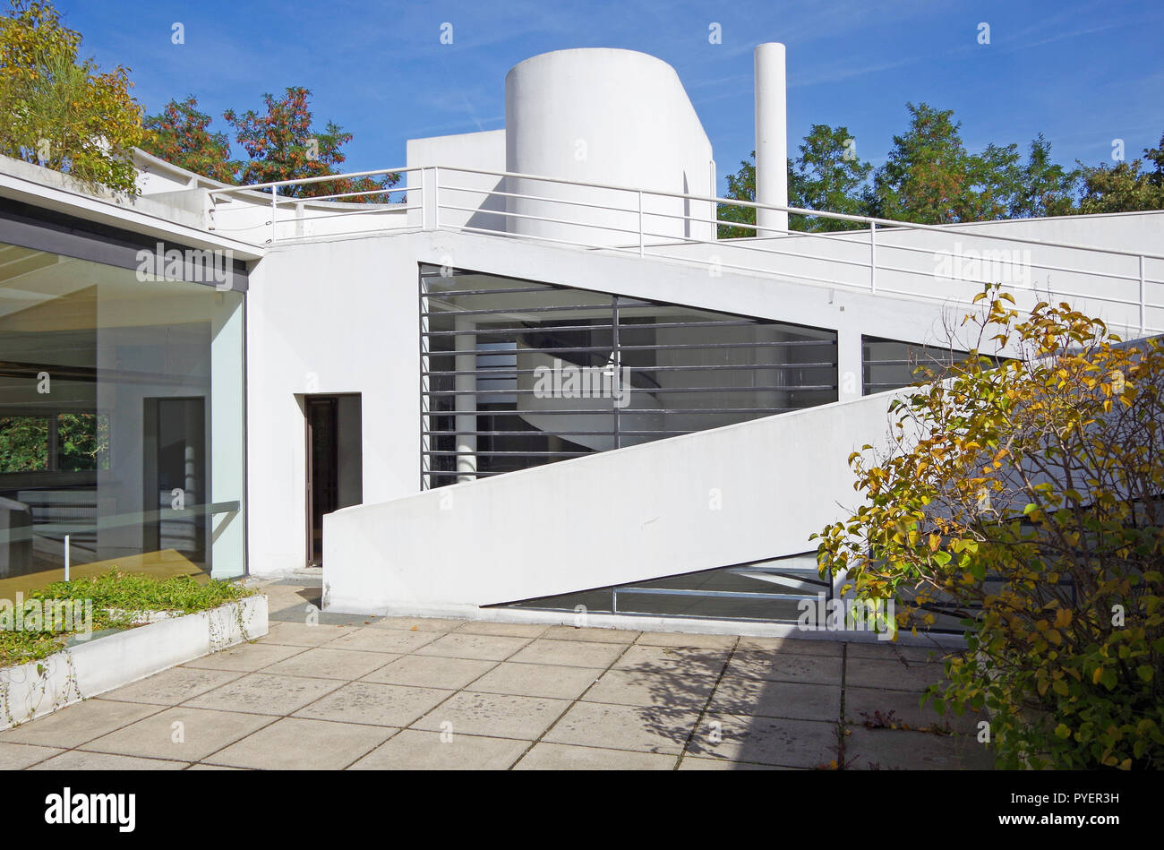 Ramps in Le Corbusier’s iconic Villa Savoye, which lead from ground floor to roof terrace, pioneering work in the International style, built 1929-31 Stock Photo