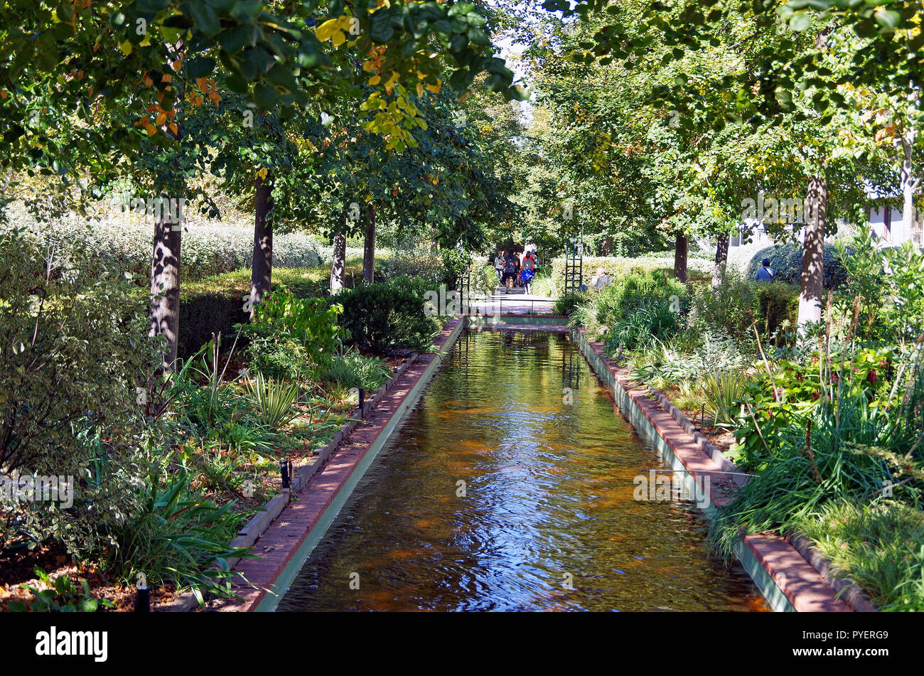 Paris France, Promenade Plantée, linear garden on a disused railway viaduct, with dramatic planting and views and freedom from traffic for long walks Stock Photo