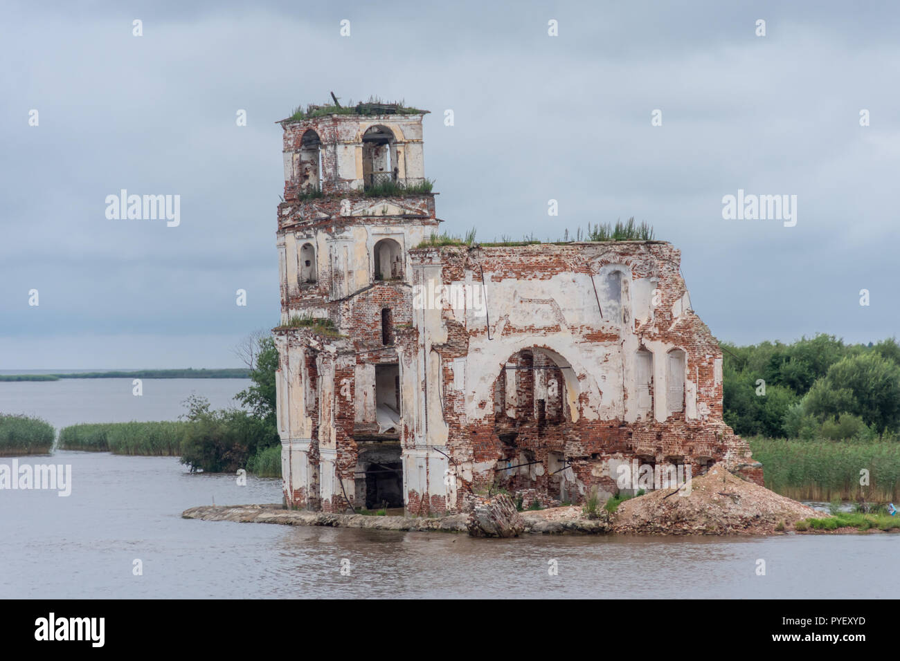 Semi-submerged church in Krokhino, Russia Stock Photo