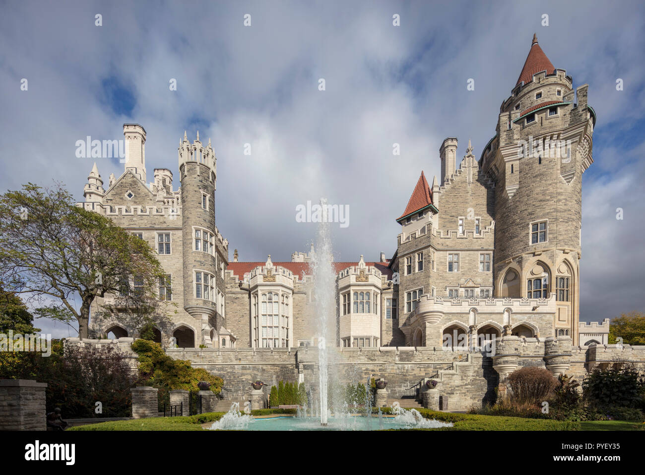 view of facade, Casa Loma Gothic Revival style mansion and garden in midtown Toronto, Ontario, Canada Stock Photo