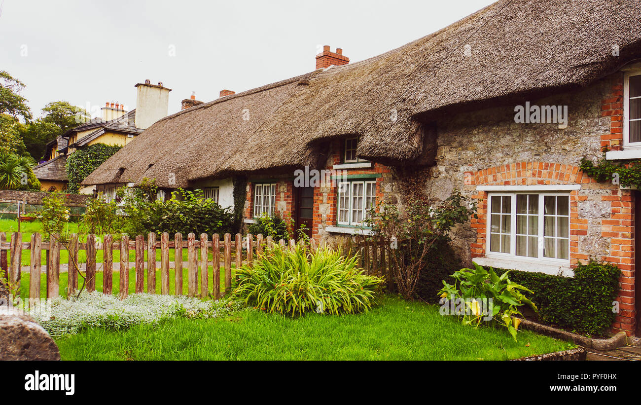 irish village wallpaper