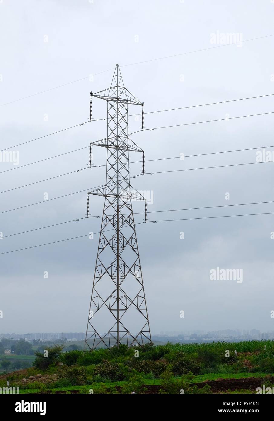 Cables above ground hires stock photography and images Alamy