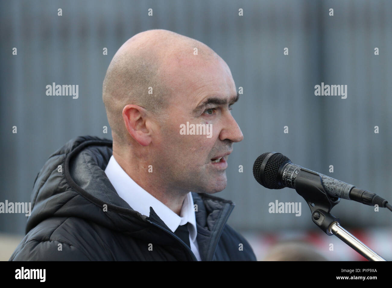Former PIRA member Sean Kelly and Shankill bomber speaks at Milltown Cemetery in West Belfast, as Hundreds of people from across the communities of Northern Ireland have come together for a church service to mark the 25th anniversary of the Shankill bomb. Stock Photo