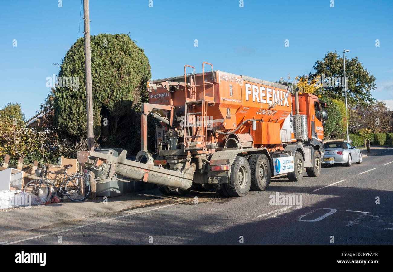 Freemix concrete lorry Stock Photo Alamy