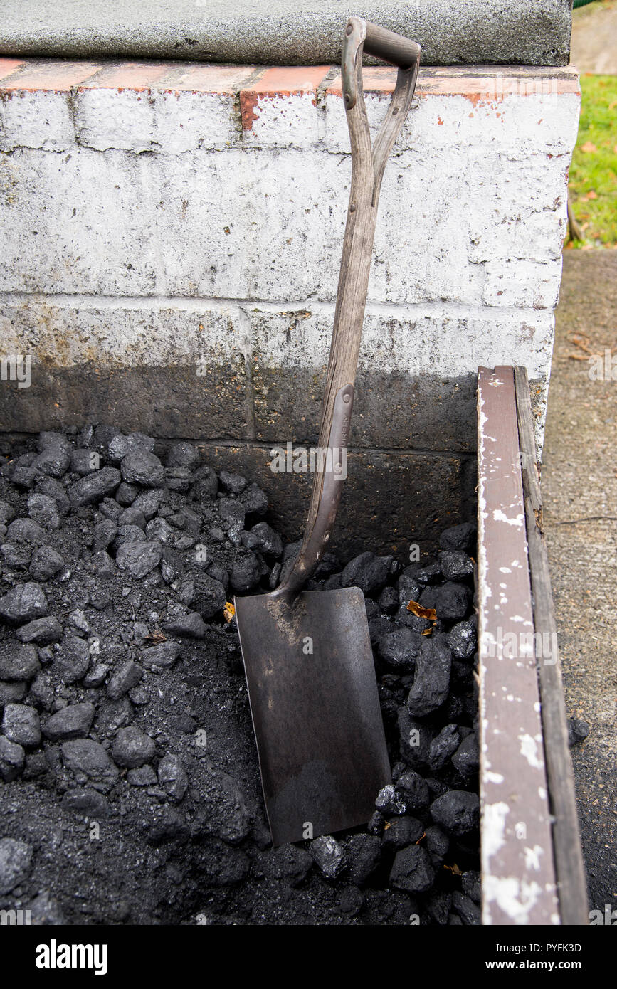 Coal Steam Train Shovel High Resolution Stock Photography and Images