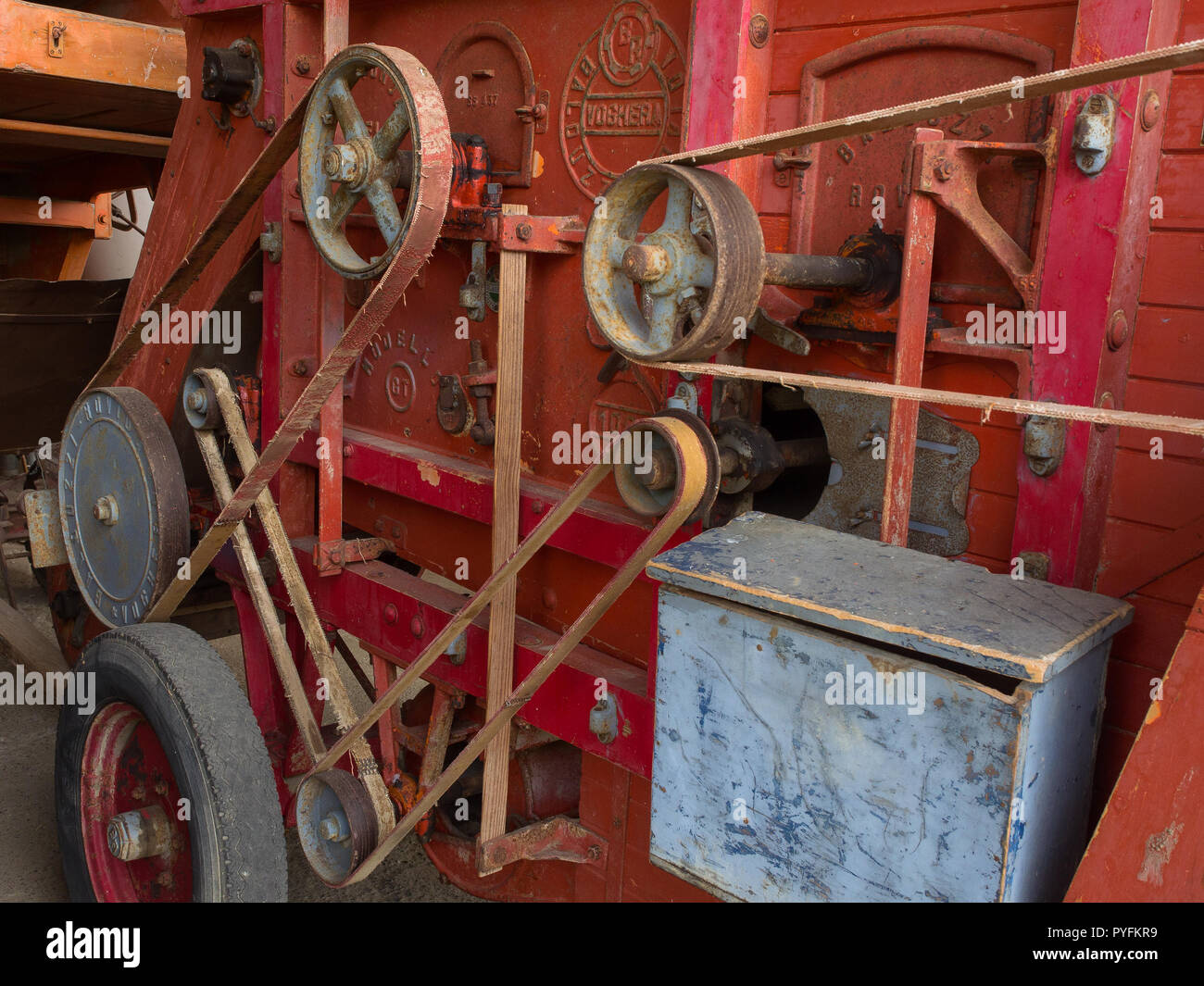 Flat belt machine hires stock photography and images Alamy