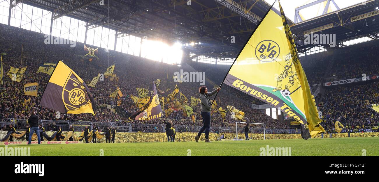 Yellow Wall Dortmund High Resolution Stock Photography And Images Alamy