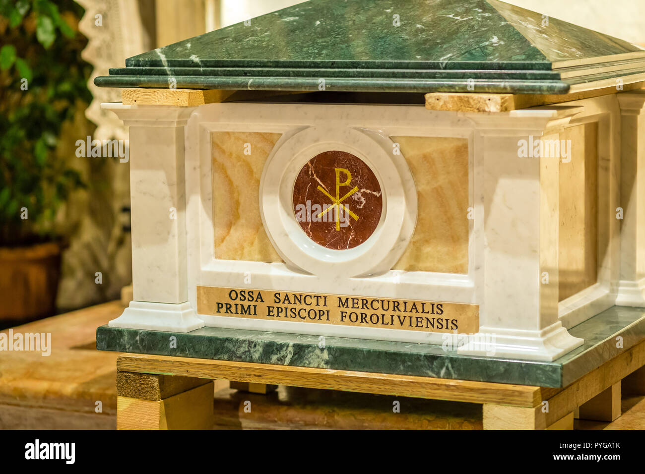 Forli, Italy.  26th October, 2018. The new bishop Monsignor Livio Corazza officiated the Holy Mass with exposition of the relics of Saint Mercuriale. GoneWithTheWind/Alamy Live News Stock Photo