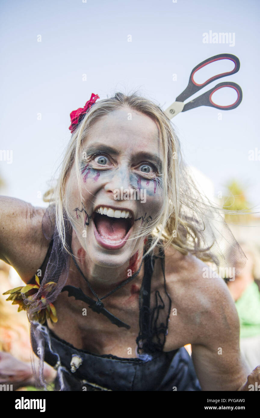 Santa Barbara, California, USA. 27th Oct, 2018. Zombie dancers young and old perform to Michael Jackson's 'Thriller' at the Santa Barbara County Courthouse Sunken Gardens as part of the Thrill the World annual international dance event. Credit: PJ Heller/ZUMA Wire/Alamy Live News Stock Photo