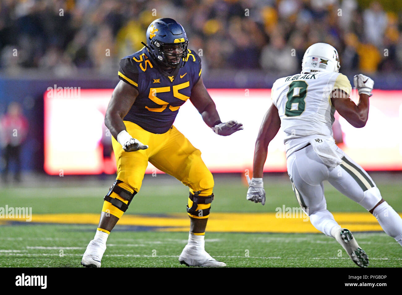 Morgantown West Virginia Usa 25th Oct 2018 West Virginia Mountaineers Offensive Lineman Yodny Cajuste 55 Drops