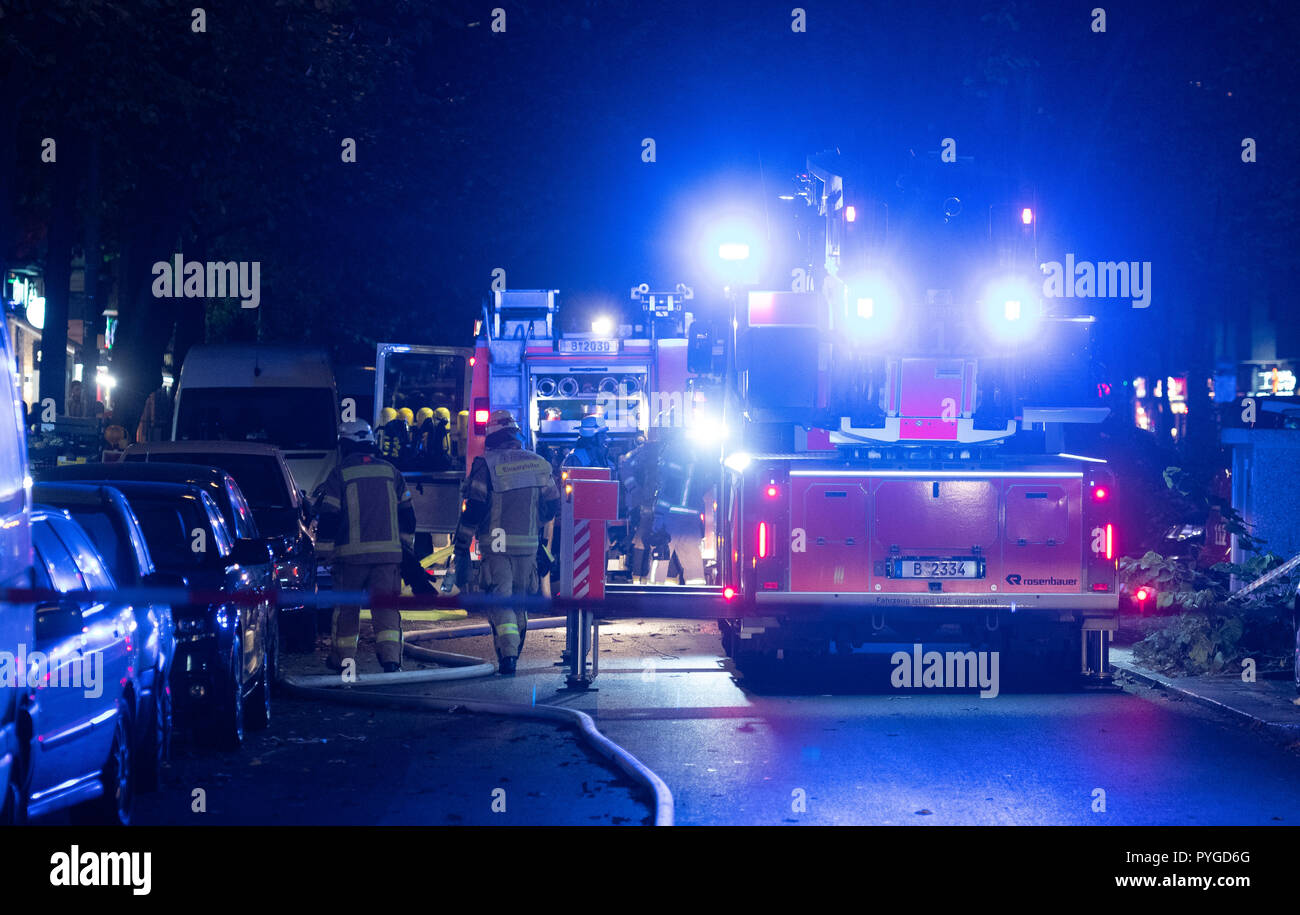 Feuerwehr Fahrzeug Stock Photos & Feuerwehr Fahrzeug Stock Images - Alamy