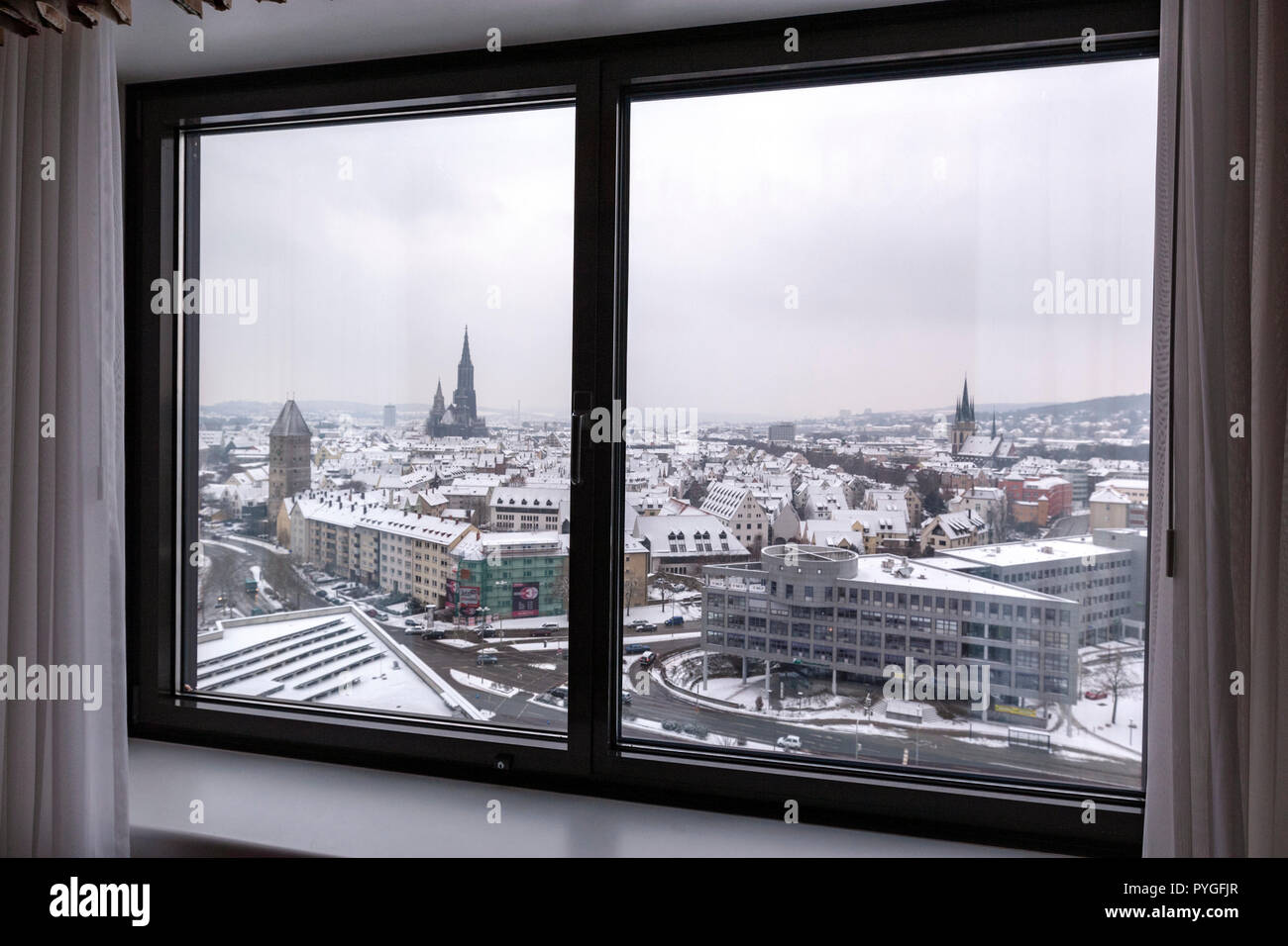 Snow winter view of Ulm from Maritim Hotel with the Ulm Minstert, Baden-Württemberg, Germany, Stock Photo