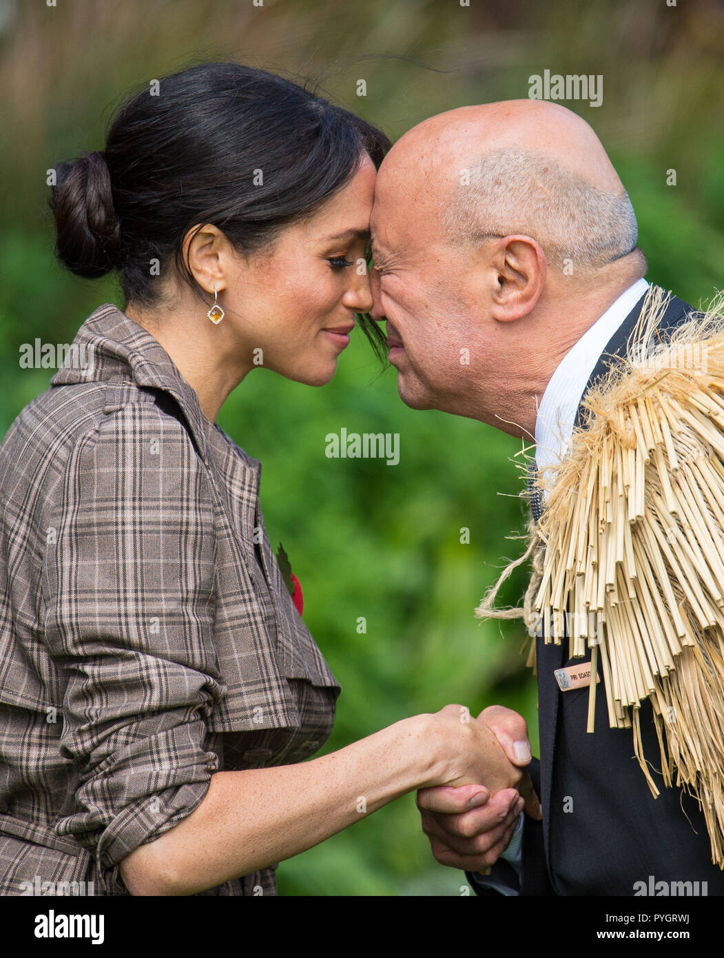 Hongi hi-res stock photography and images - Alamy