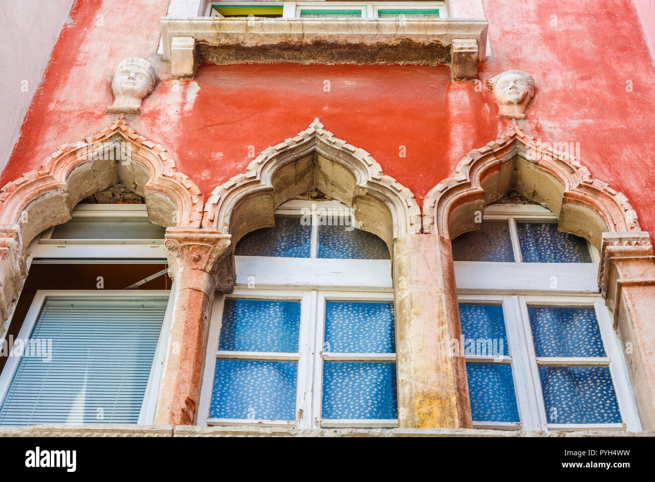 Renaissance facade house hi-res stock photography and images - Alamy