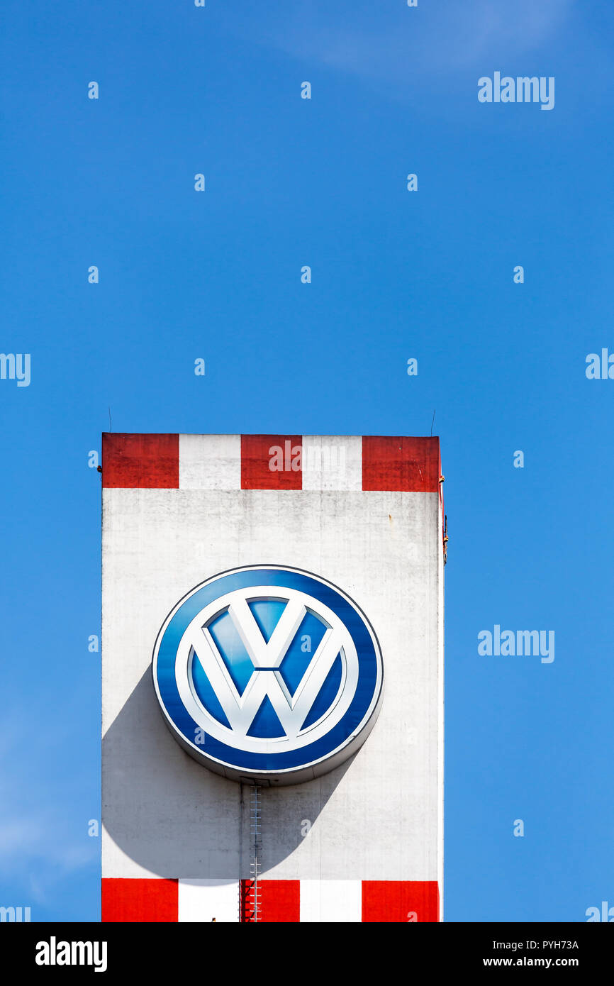 Poland, Volkswagen Poznan, VW logo on the color scheme for the commercial vehicles Caddy and T6 Stock Photo