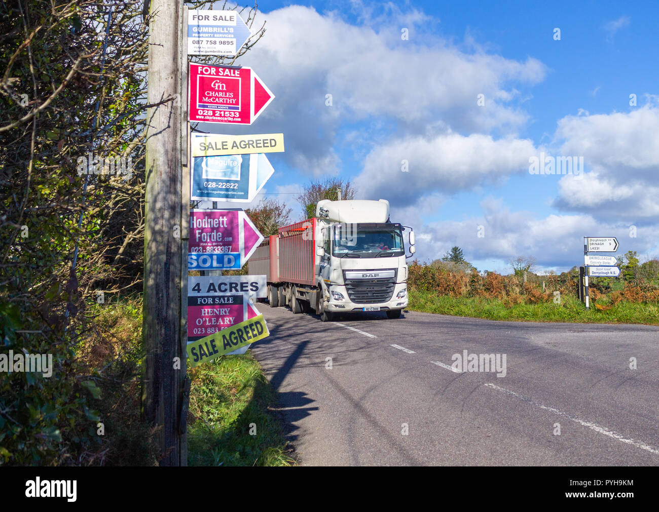 Land For Sale High Resolution Stock Photography and Images Alamy