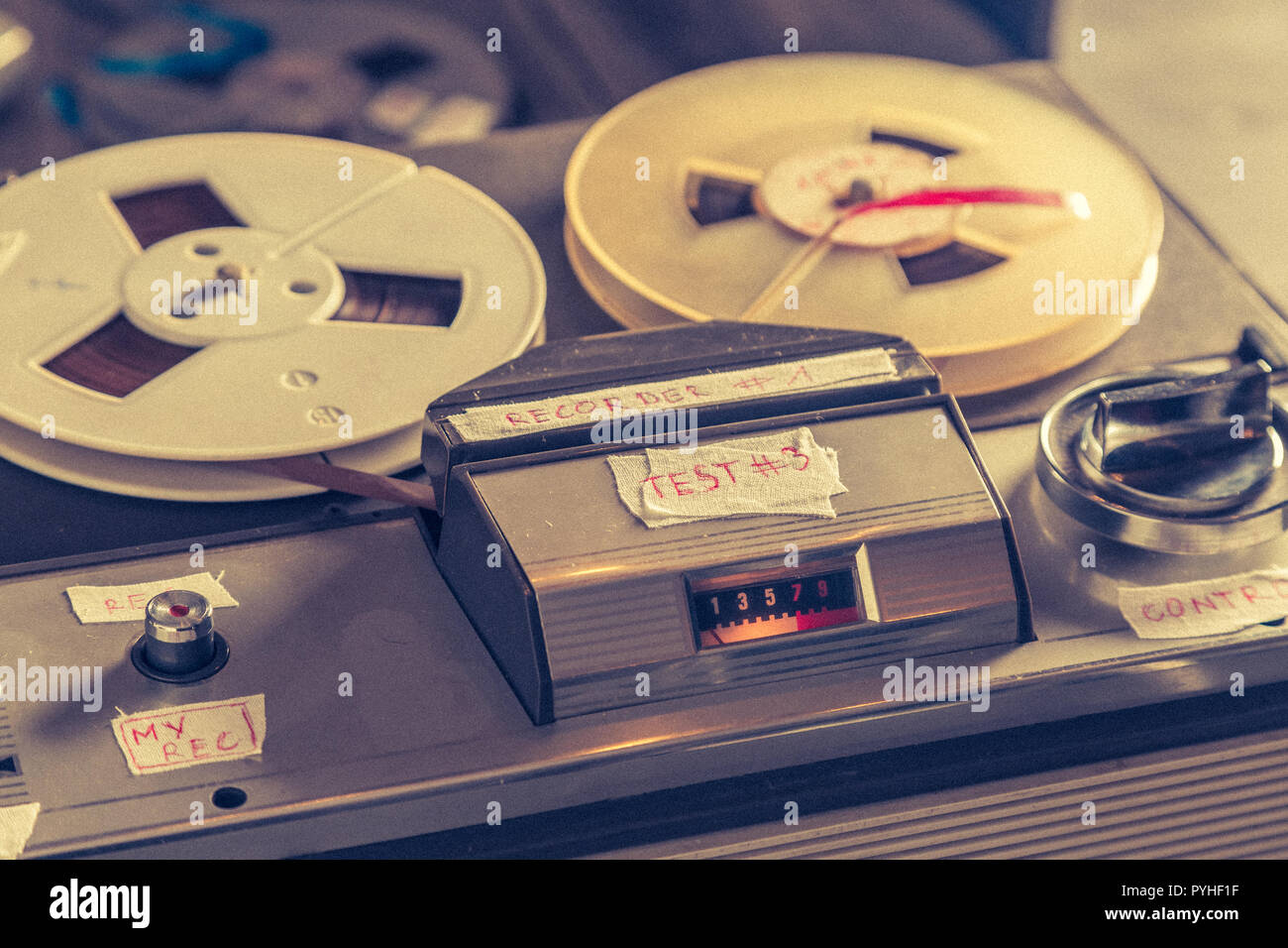 Tape recorder old microphone hi-res stock photography and images - Alamy
