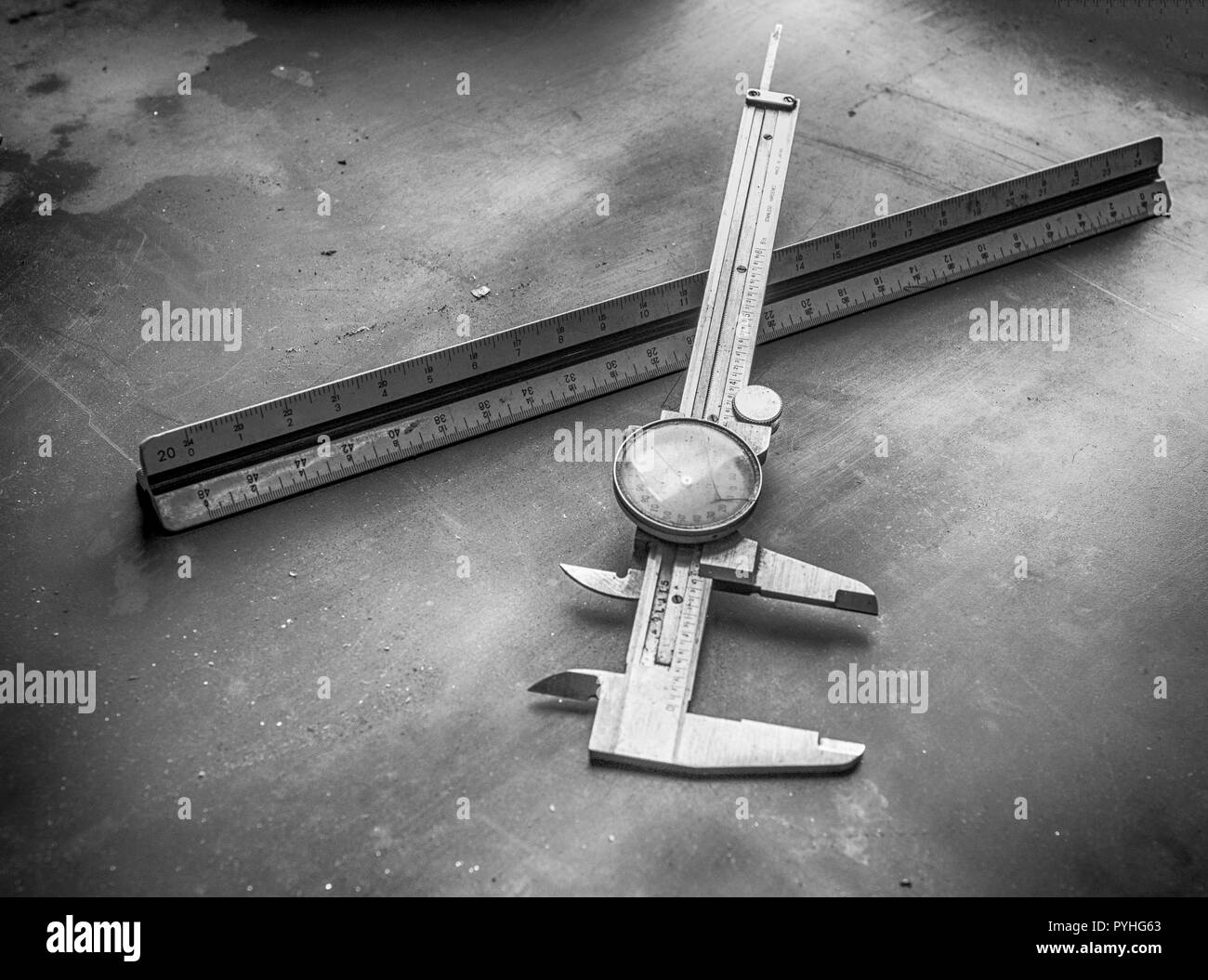 Micrometer scale Black and White Stock Photos & Images - Alamy