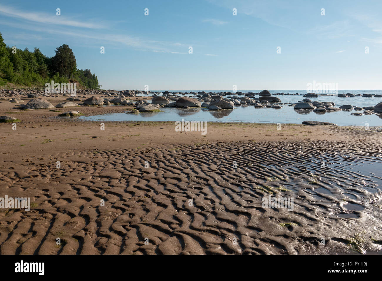 Sky of stones hi-res stock photography and images - Alamy