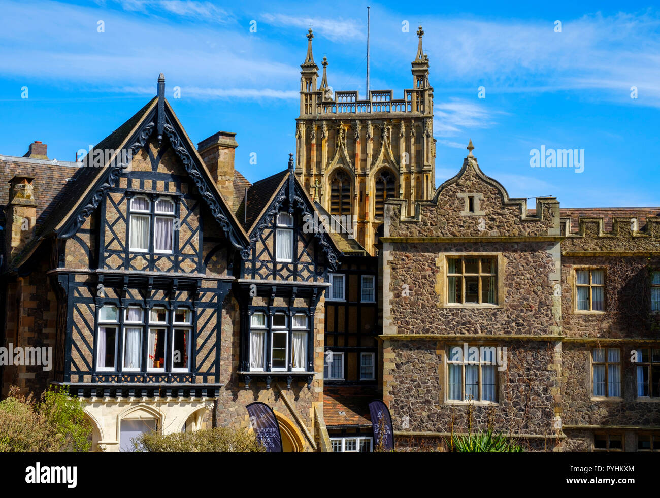 Great Malvern Priory, Abbey Gateway and Hotel, Great Malvern, Worcestershire, England, Europe Stock Photo
