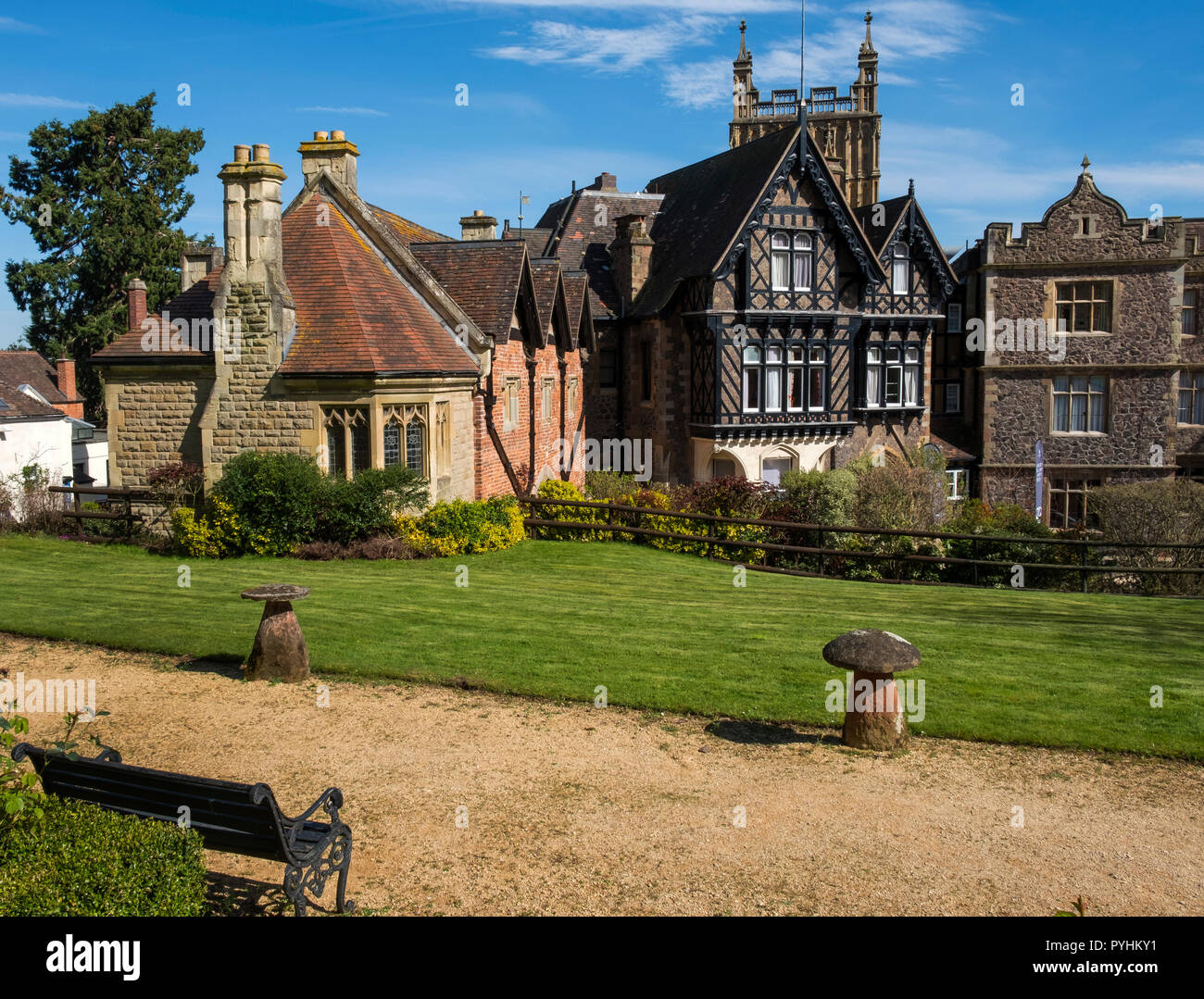 Great Malvern Priory, Abbey Gateway and Hotel, Great Malvern, Worcestershire, England, Europe Stock Photo