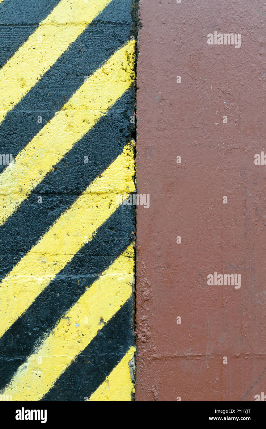 Black and yellow striped markings as a danger warning Stock Photo Alamy