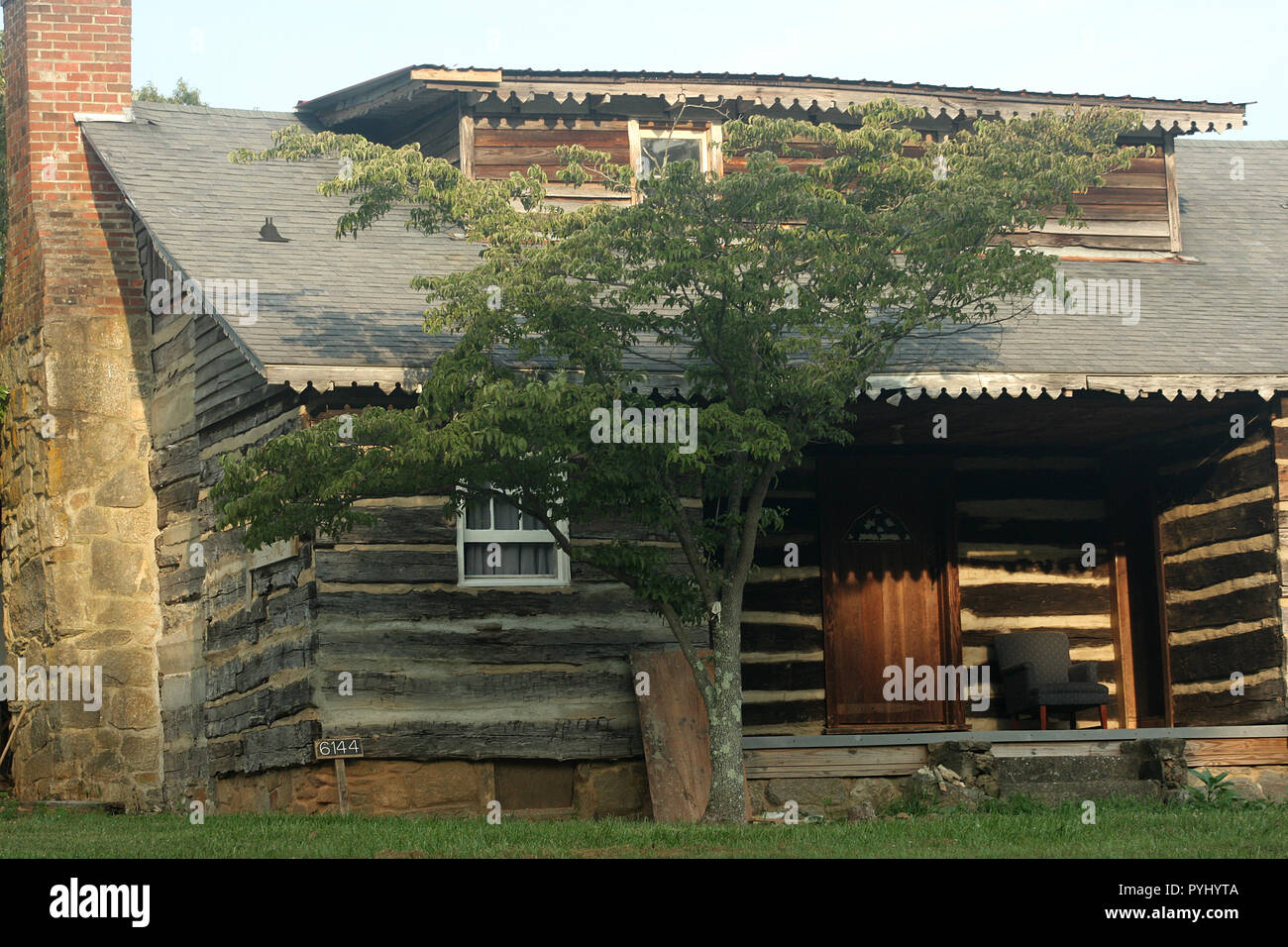 Log Cabin In Rural Virginia Stock Photo 223515162 Alamy