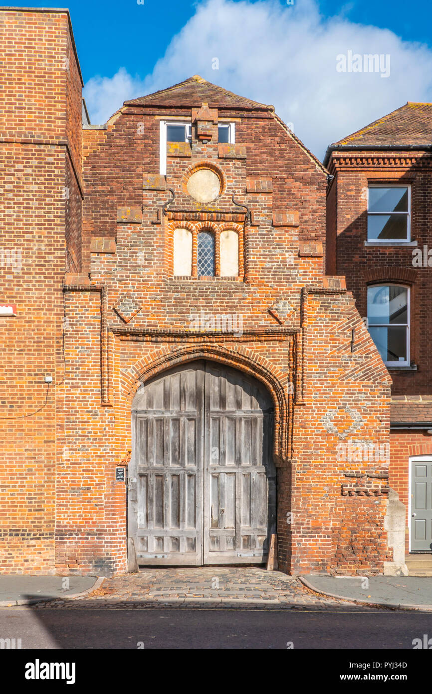 The Roper Gate,This gateway formerly led to Place House, the home of Margaret Roper, daughter of Sir Thomas More, and the Roper family,St Dunstan's St Stock Photo