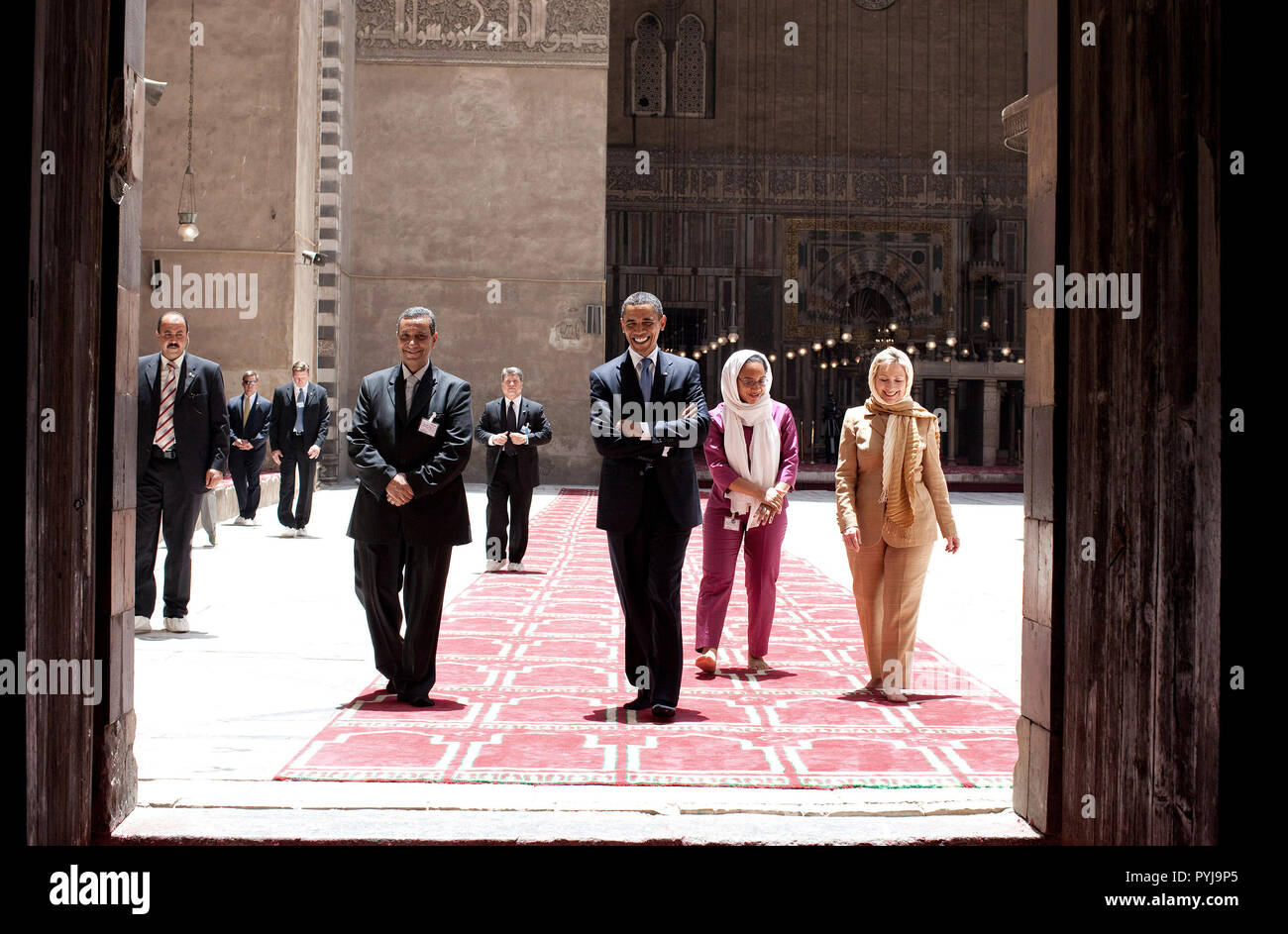 President Barack Obama tours the Sultan Hassan Mosque with Dr. Zahi Hawass (left), Iman Abdel Fateh (right), and Secretary of State Hillary Clinton in Cairo, Egypt, June 4, 2009. Stock Photo