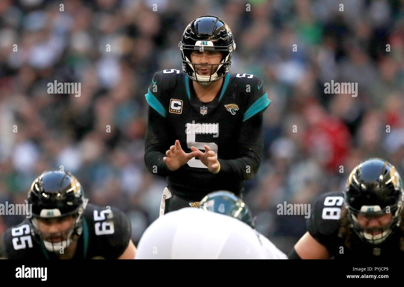 Jacksonville Jaguars' Blake Bortles in action during the International Series NFL match at Wembley Stadium, London. PRESS ASSOCIATION Photo. Picture date: Sunday October 28, 2018. See PA story GRIDIRON London. Photo credit should read: Simon Cooper/PA Wire. RESTRICTIONS: News and Editorial use only. Commercial/Non-Editorial use requires prior written permission from the NFL. Digital use subject to reasonable number restriction and no video simulation of game. Stock Photo