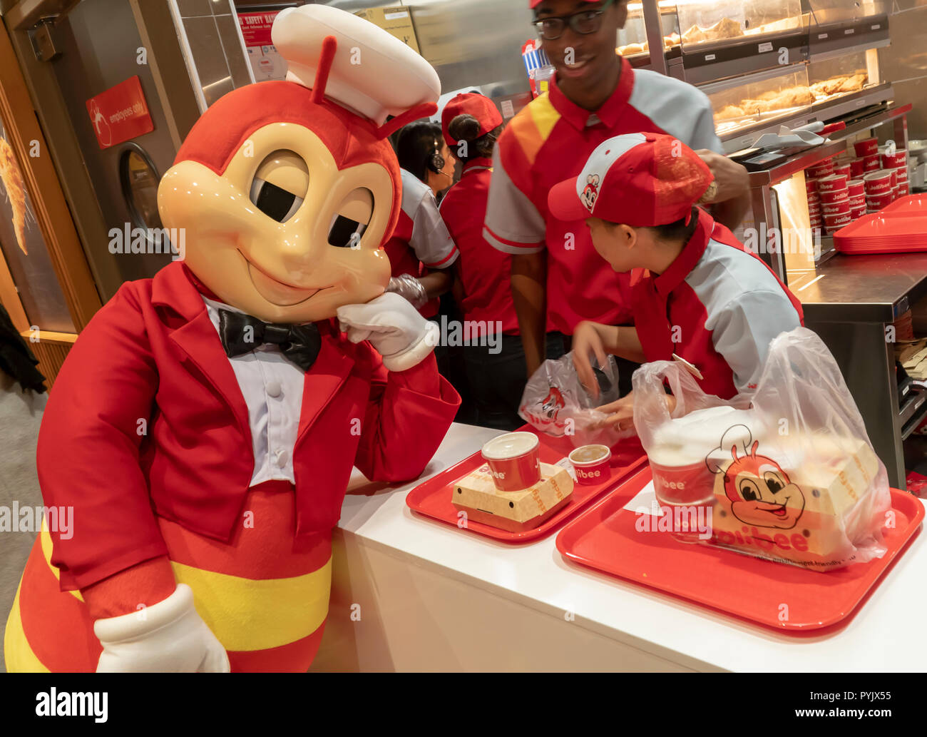 Fast food prep area hires stock photography and images Alamy