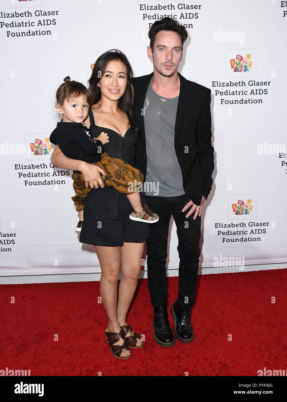 Culver City, CA, USA. 27th Oct, 2018. 27 October 2018 - Culver City, California - Mara Lane, Jonathan Rhys Meyers. The Elizabeth Glaser Pediatric AIDS Foundation's Annual ''A Time For Heroes'' Family Festival held at Smashbox Studios. Photo Credit: Birdie Thompson/AdMedia Credit: Birdie Thompson/AdMedia/ZUMA Wire/Alamy Live News Stock Photo