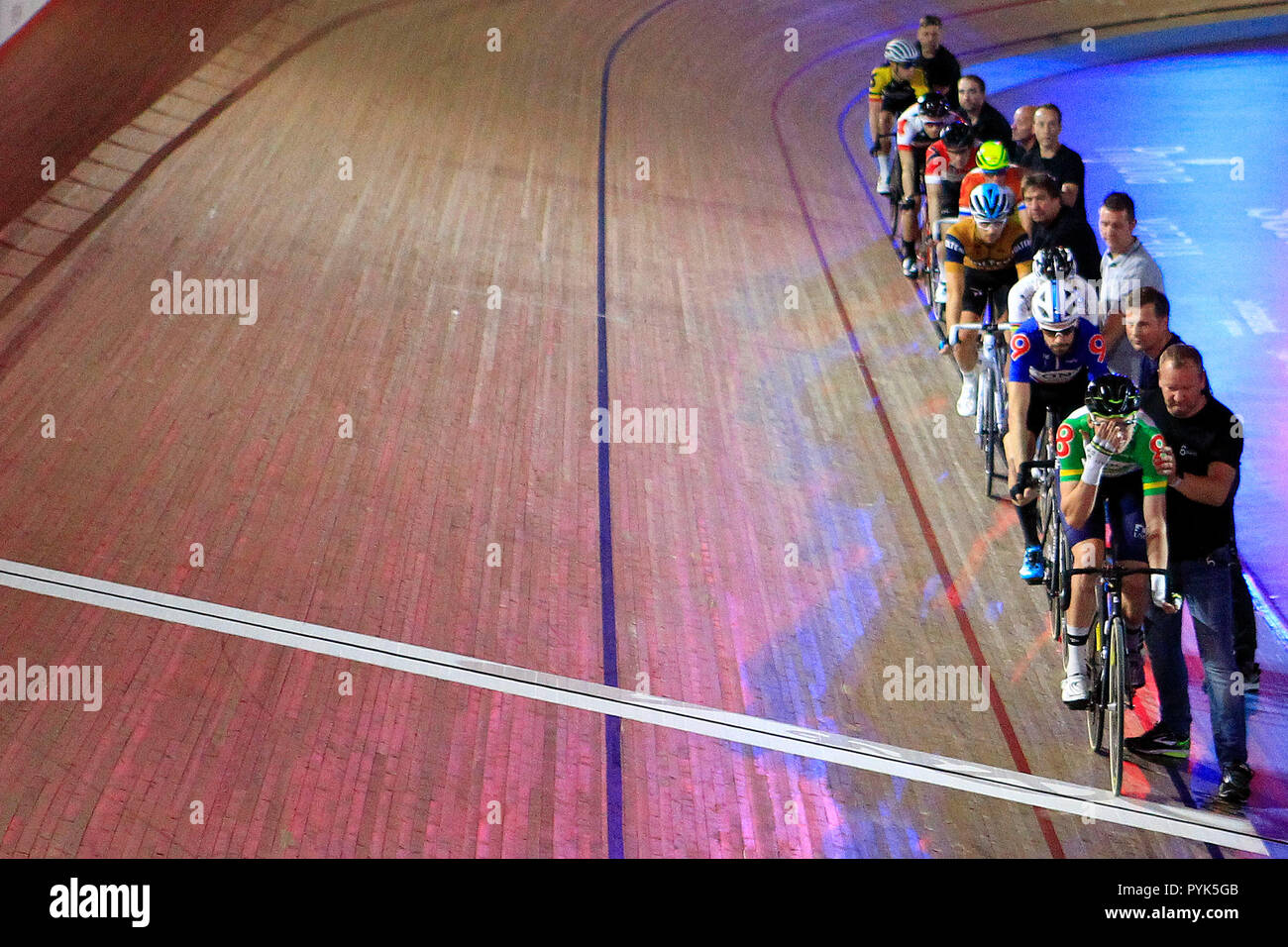 Riders await the start of the Keirin Final race. Six Day Series London 2018 cycling event , day 6 at the Lee Valley VeloPark in London on Sunday 28th October 2018.  this image may only be used for Editorial purposes. Editorial use only,  pic by Steffan Bowen/Andrew Orchard sports photography/Alamy Live news Stock Photo