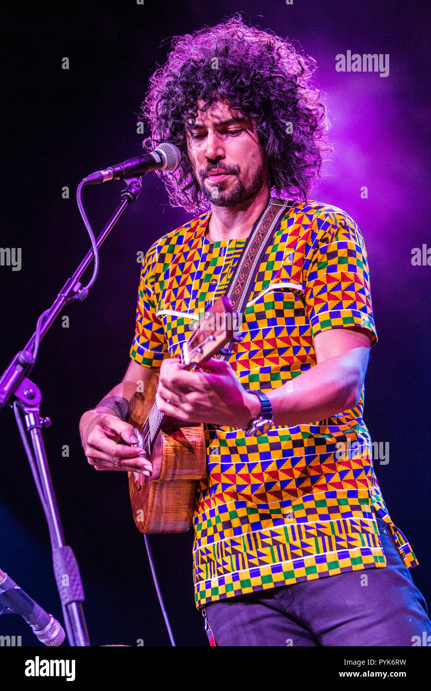 Alu Singer Bobby alu hi-res stock photography and images - Alamy