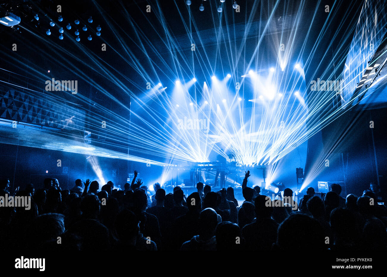 Phil hartnoll hires stock photography and images Alamy