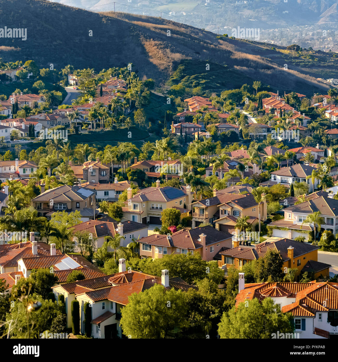 Homes on a hill in sunny San Clemente California Stock Photo Alamy