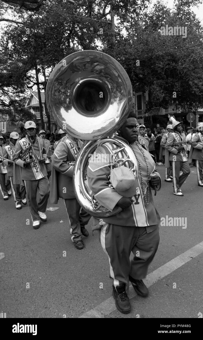 mardi gras carnival band