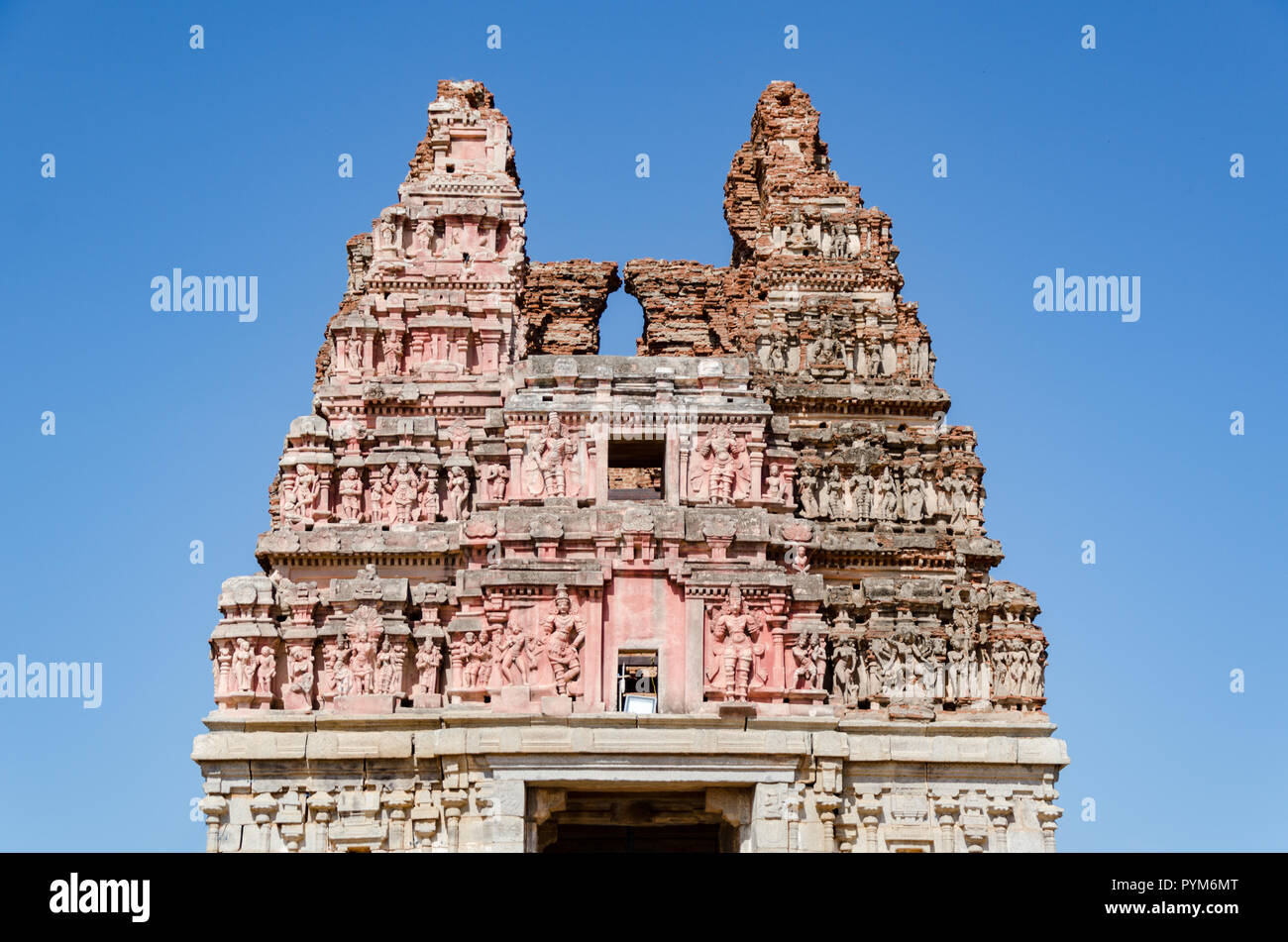 Vijaya Vittala temple gopuram, Hampi, Karnataka, India Stock Photo