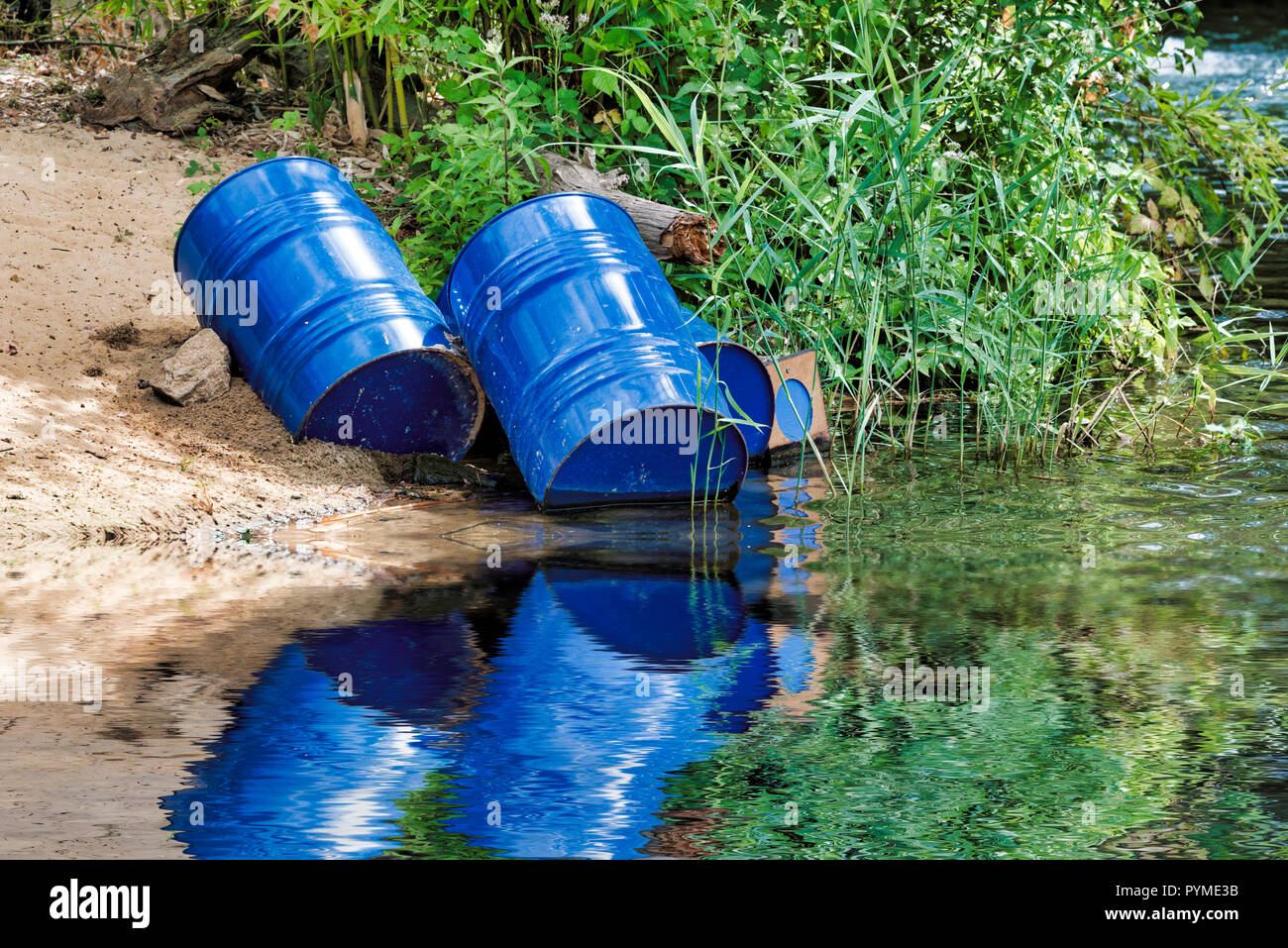 Chemical waste in river hires stock photography and images Alamy