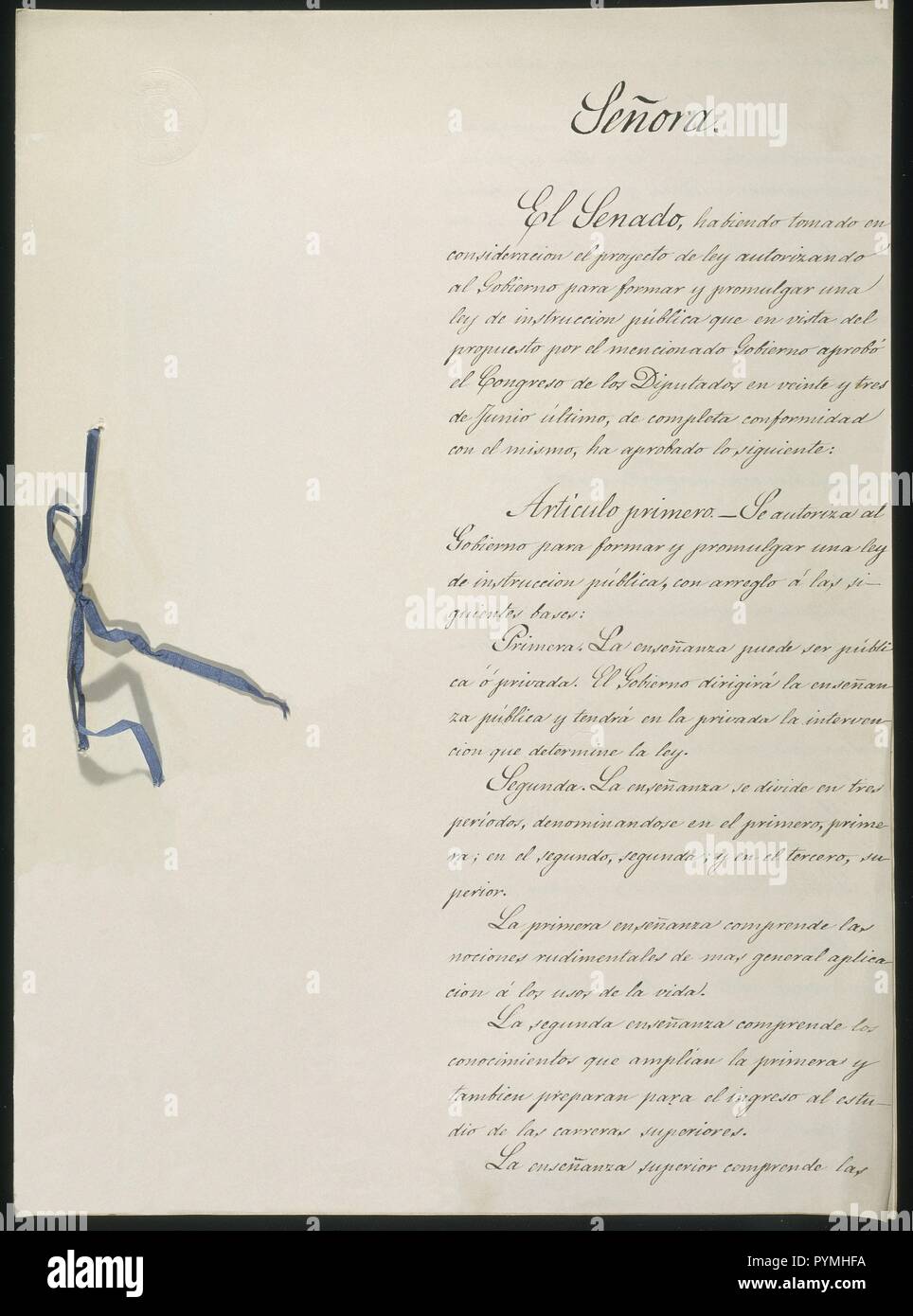 LEY DE INSTRUCCION PUBLICA DE 1857 - PRIMERA PAGINA. Location: CONGRESO DE LOS DIPUTADOS-BIBLIOTECA. MADRID. SPAIN. Stock Photo