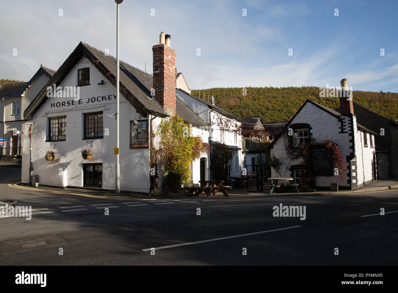 Horse and jockey pub hires stock photography and images Alamy