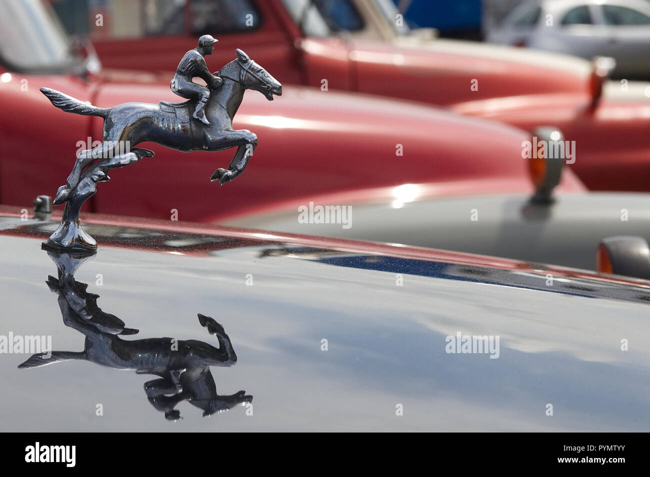 Radiator cap ornament hires stock photography and images Alamy