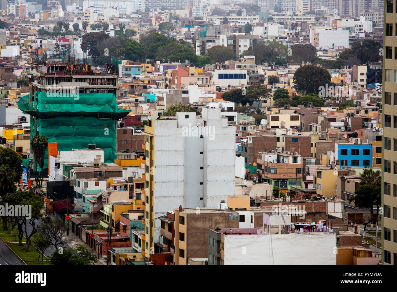 Blick über die Stadt und die Häuser in Lima, Peru, Südamerika Stock Photo