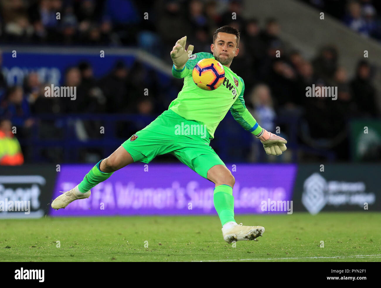 West Ham's goalkeeper Lukasz Fabianski Stock Photo - Alamy