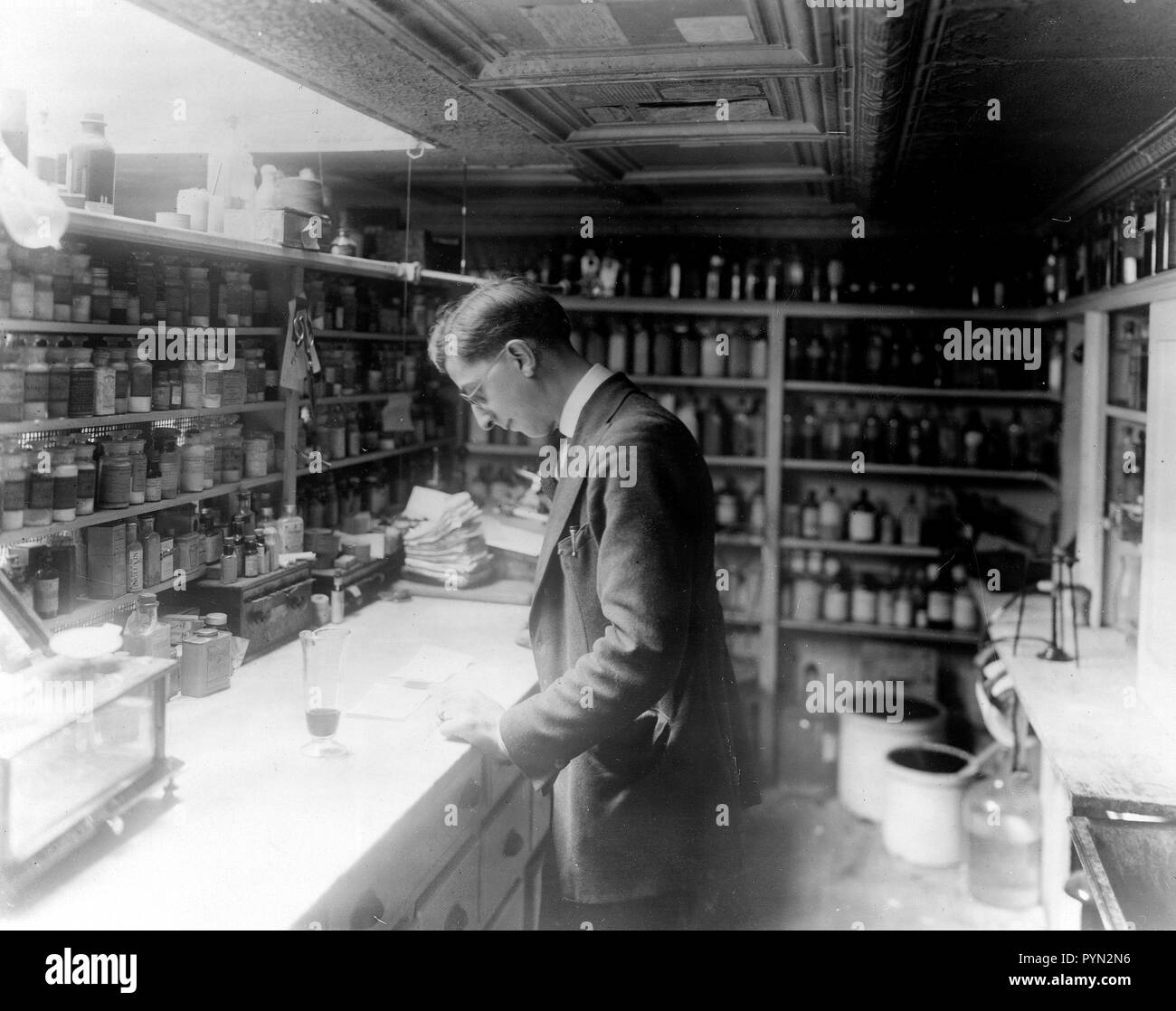 Pharmacy store room Black and White Stock Photos & Images Alamy