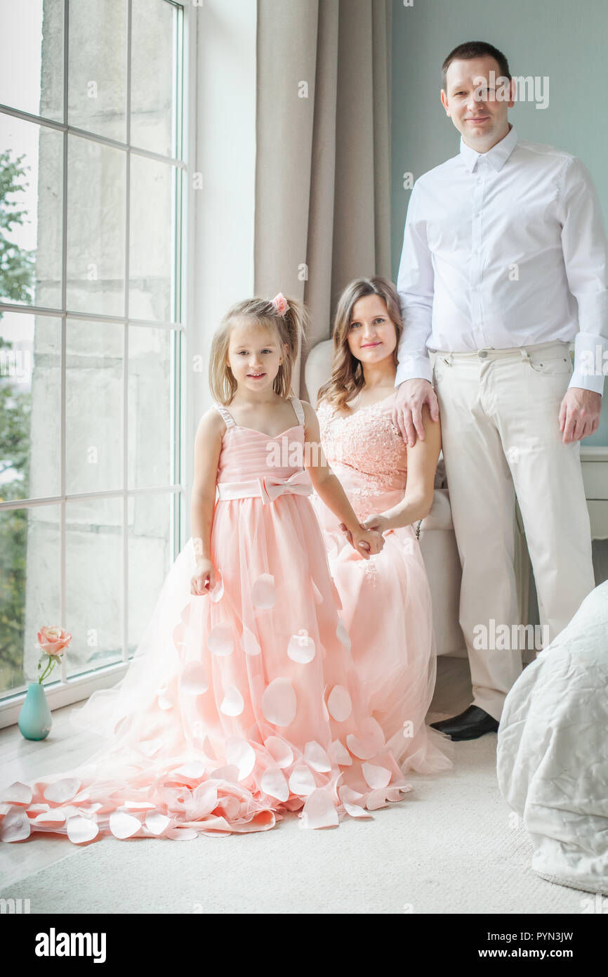 same dress for father mother and daughter